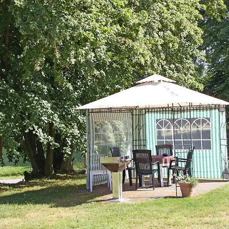 Apartment Im Gutshaus Schulenbrook *